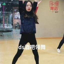 喜儿成人舞蹈视频,唤醒身体韵律,展现青春风采