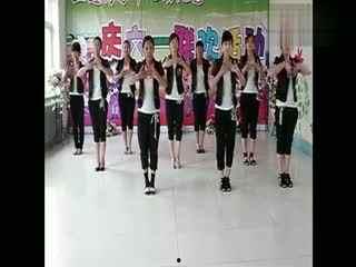 喜儿成人舞蹈视频,唤醒身体韵律,展现青春风采