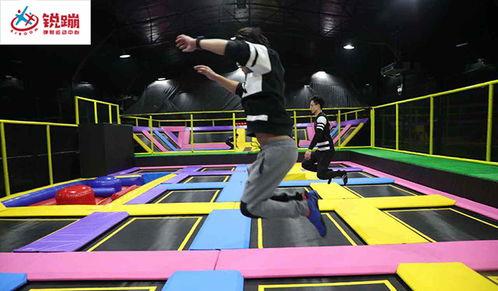 成人健身蹦蹦床音乐视频,跟随节奏释放活力