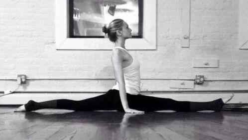 成人辅助压腿视频,告别运动困扰